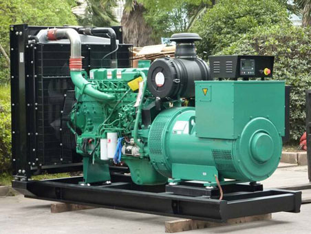 尉犁710kw康明斯柴油发电机组